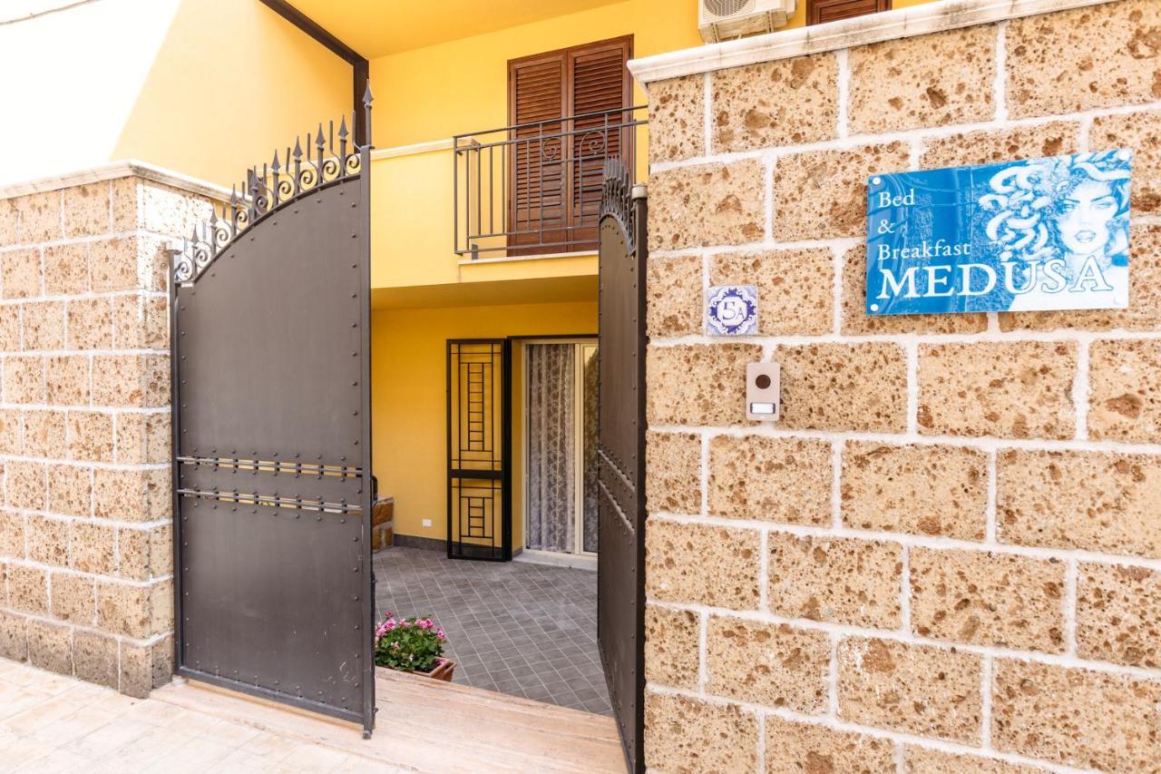 B&B Medusa Santa Flavia Zewnętrze zdjęcie